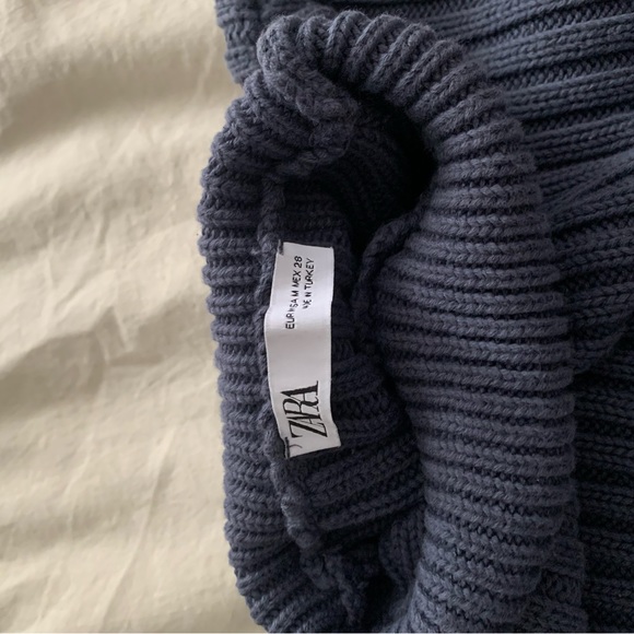 Zara Knit Sweater - Picture 2 of 3